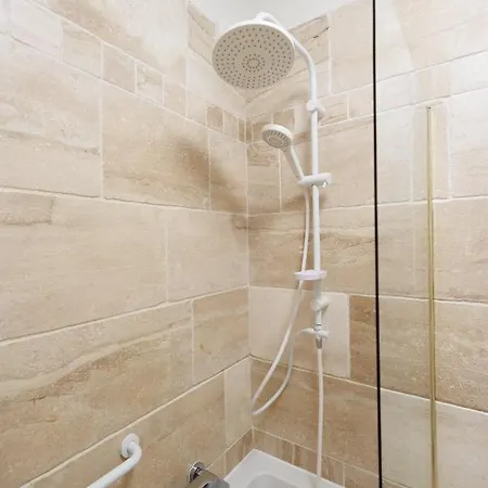 Maison Bruehl - Przy Ogrodzie Saskim Apartment Warschau