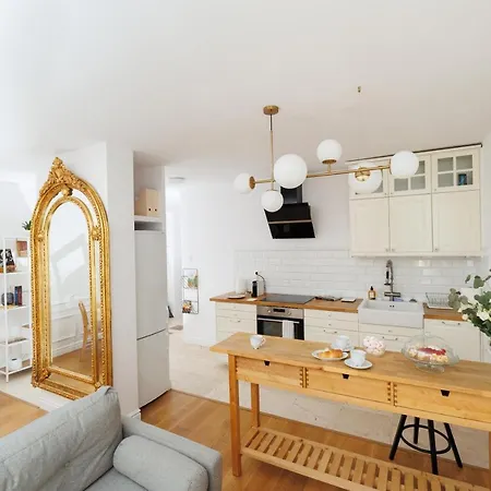 Maison Brühl - Przy Ogrodzie Saskim Apartment *